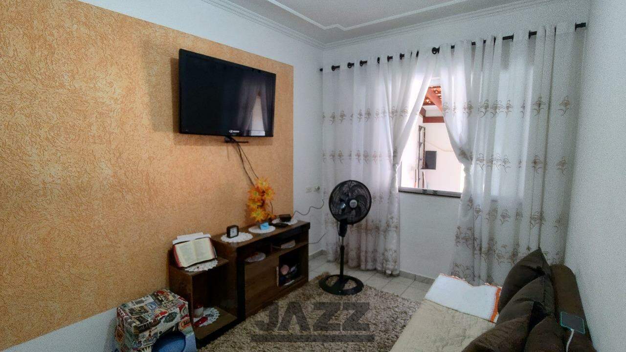 Casa à venda com 3 quartos, 93m² - Foto 1