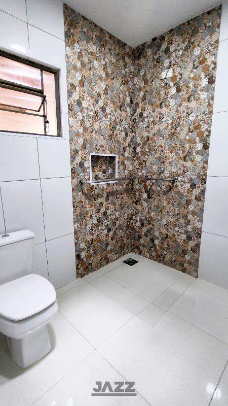 Casa à venda com 2 quartos, 98m² - Foto 11