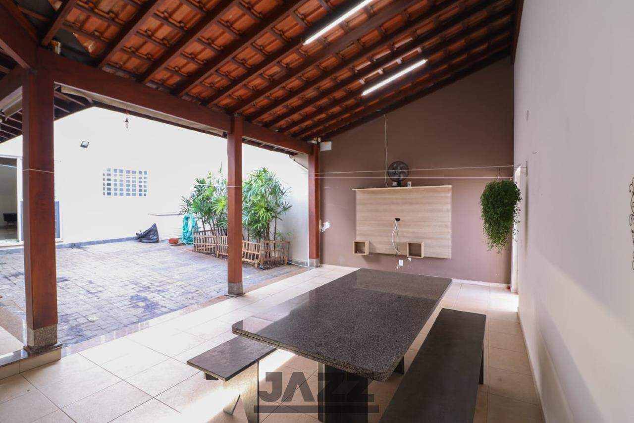 Casa à venda com 3 quartos, 218m² - Foto 34