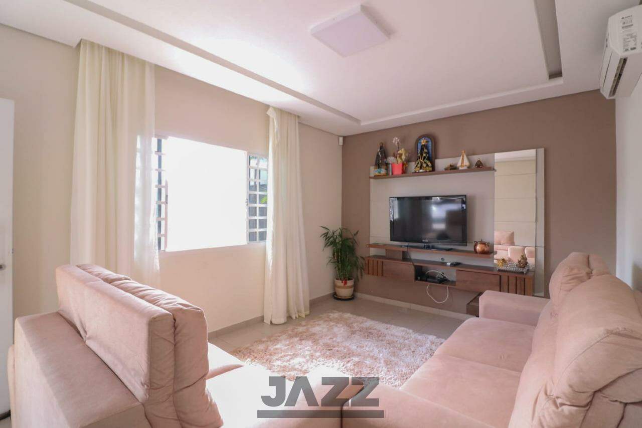 Casa à venda com 3 quartos, 218m² - Foto 2