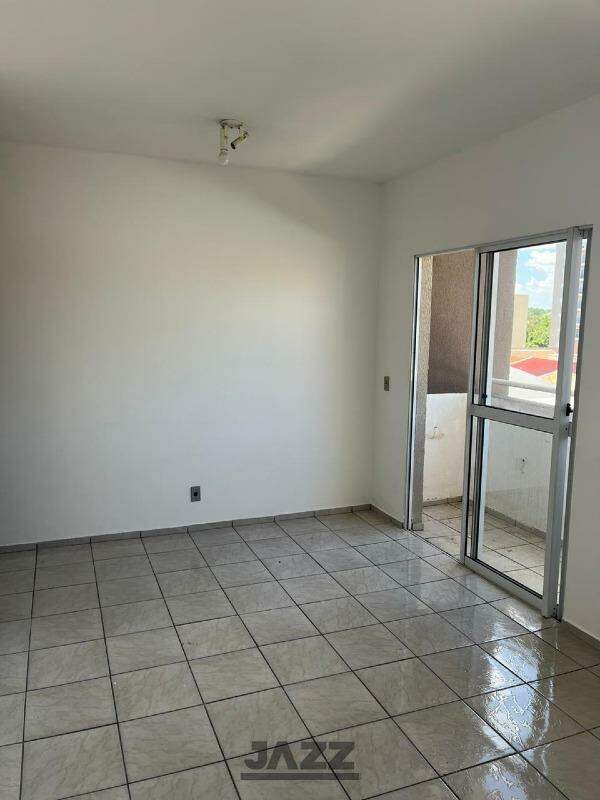 Apartamento à venda com 2 quartos, 56m² - Foto 2