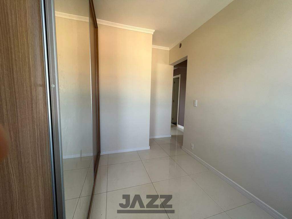 Apartamento à venda com 3 quartos, 58m² - Foto 2