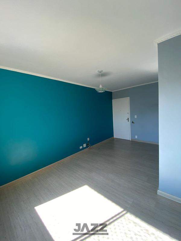 Apartamento à venda com 3 quartos, 88m² - Foto 2