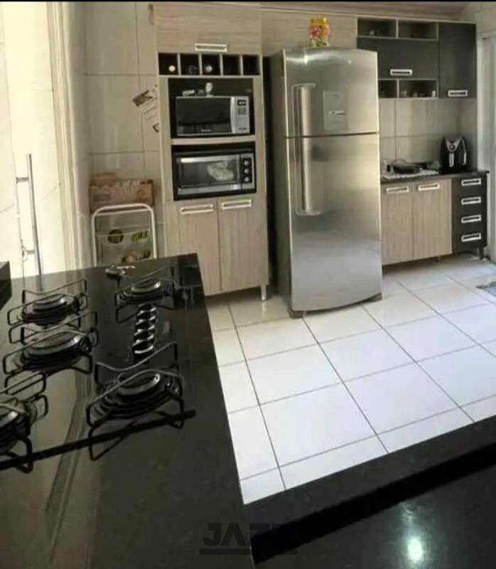 Casa à venda com 3 quartos, 130m² - Foto 5