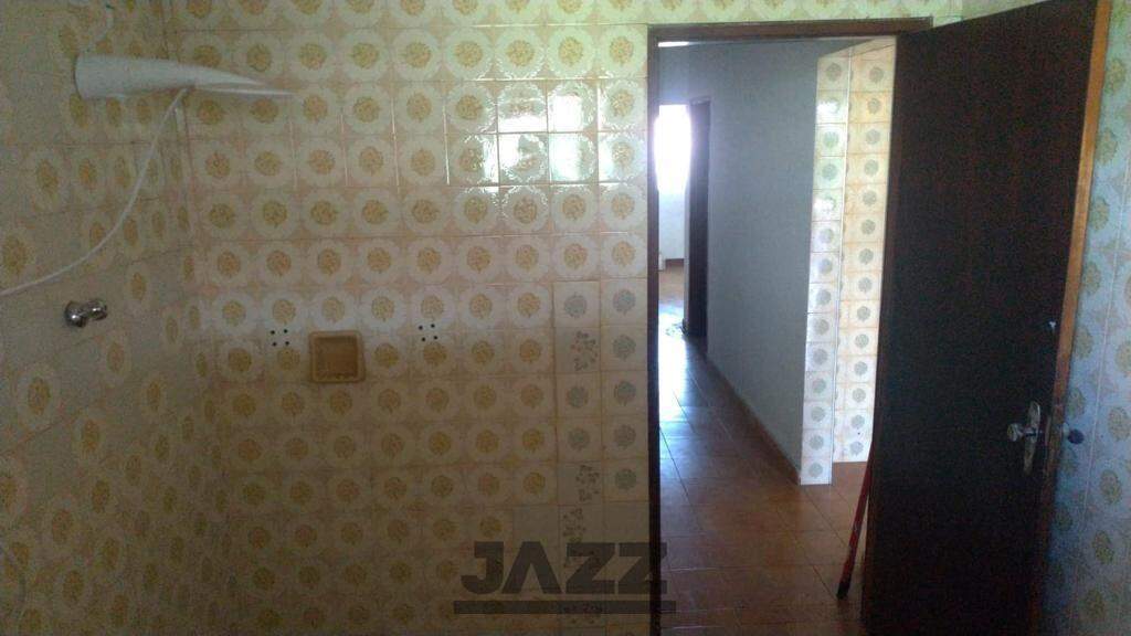 Casa à venda com 3 quartos, 210m² - Foto 8