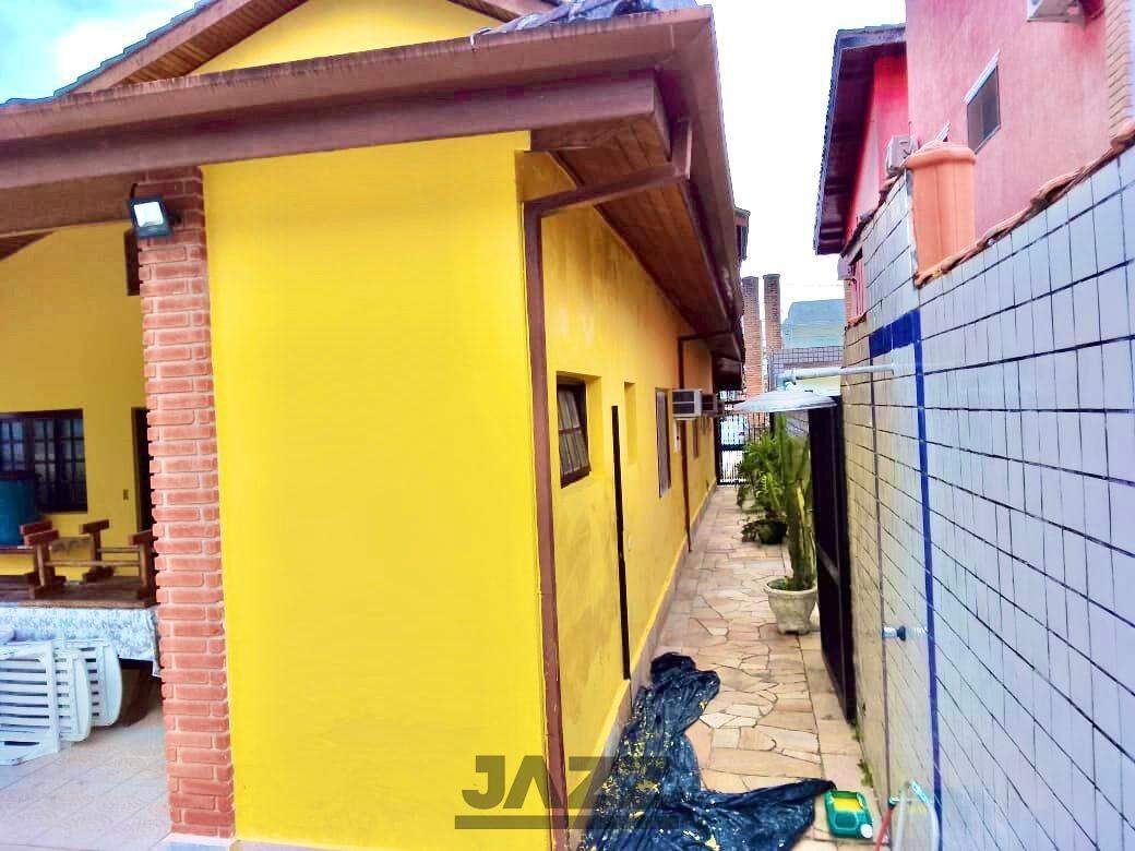 Casa de Condomínio à venda com 4 quartos, 208m² - Foto 15