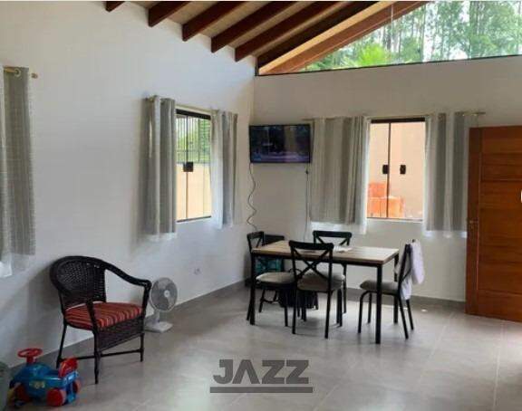 Casa à venda com 3 quartos, 110m² - Foto 7