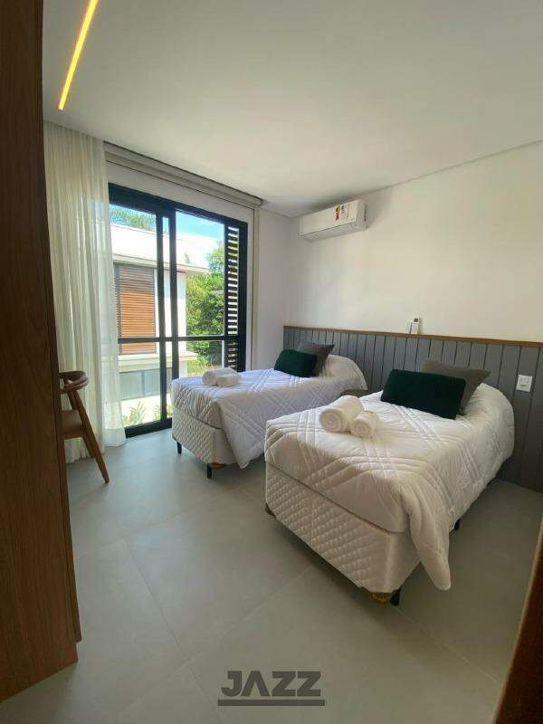 Casa à venda com 3 quartos, 194m² - Foto 18