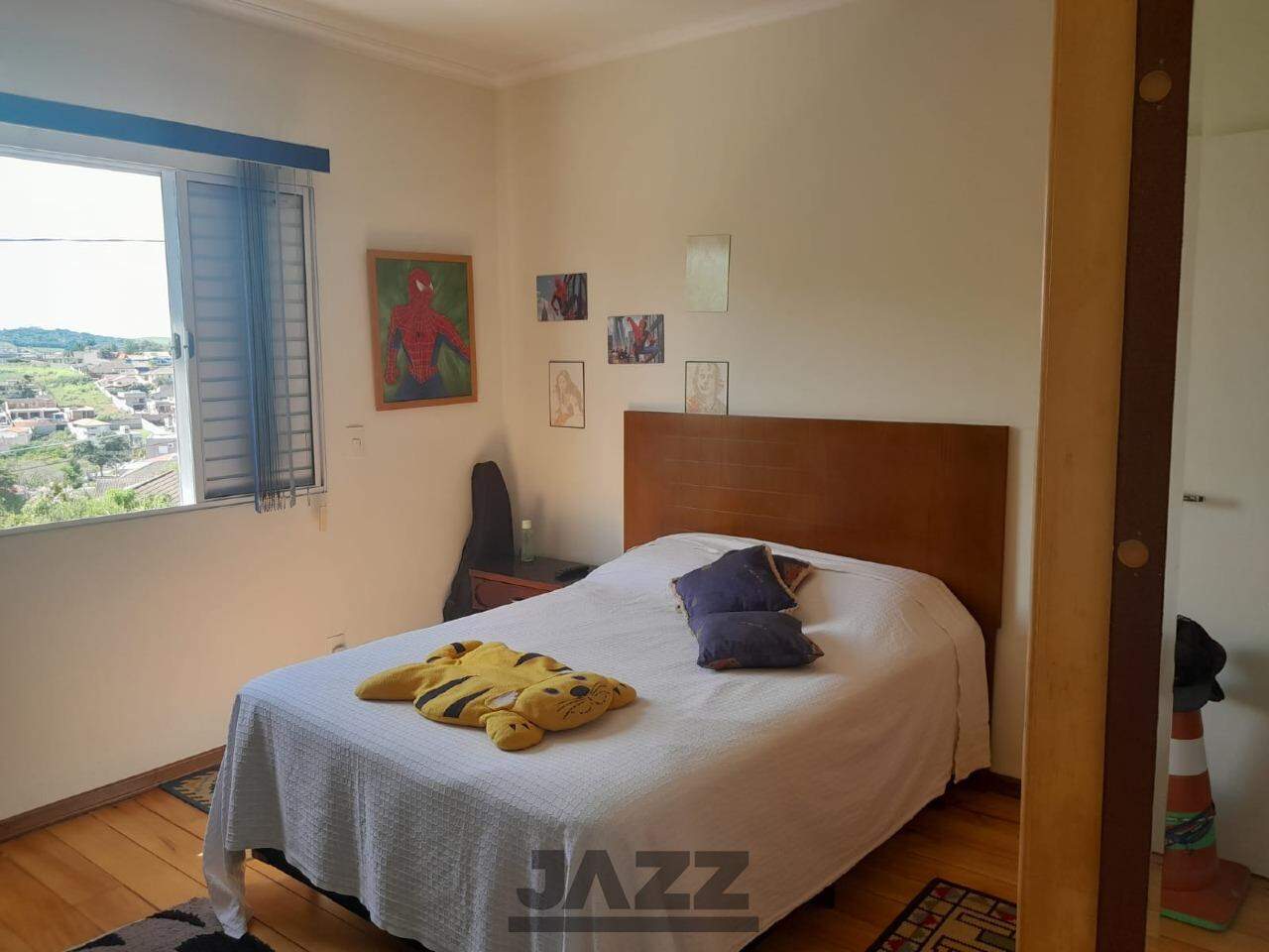 Casa à venda com 4 quartos, 350m² - Foto 16