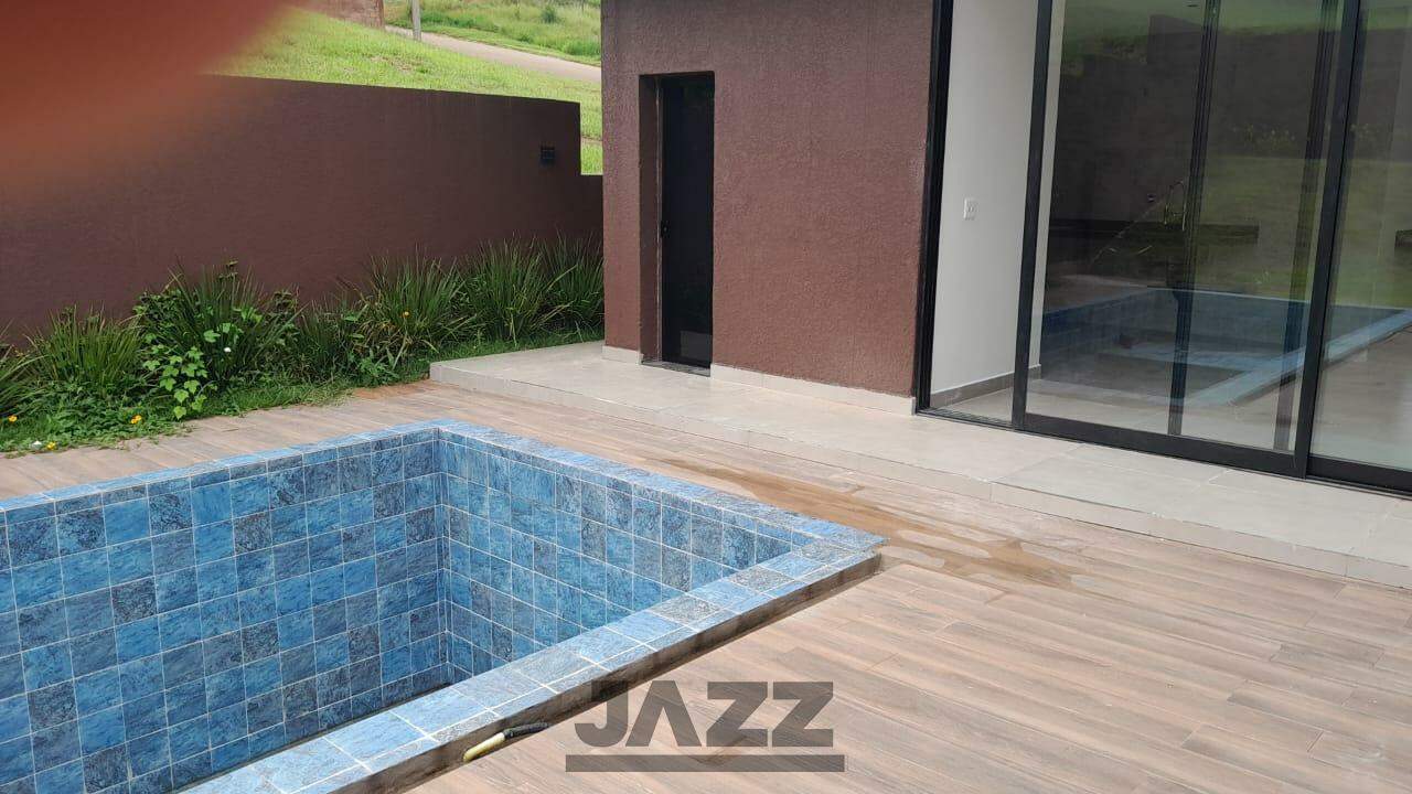 Casa de Condomínio à venda com 3 quartos, 240m² - Foto 8