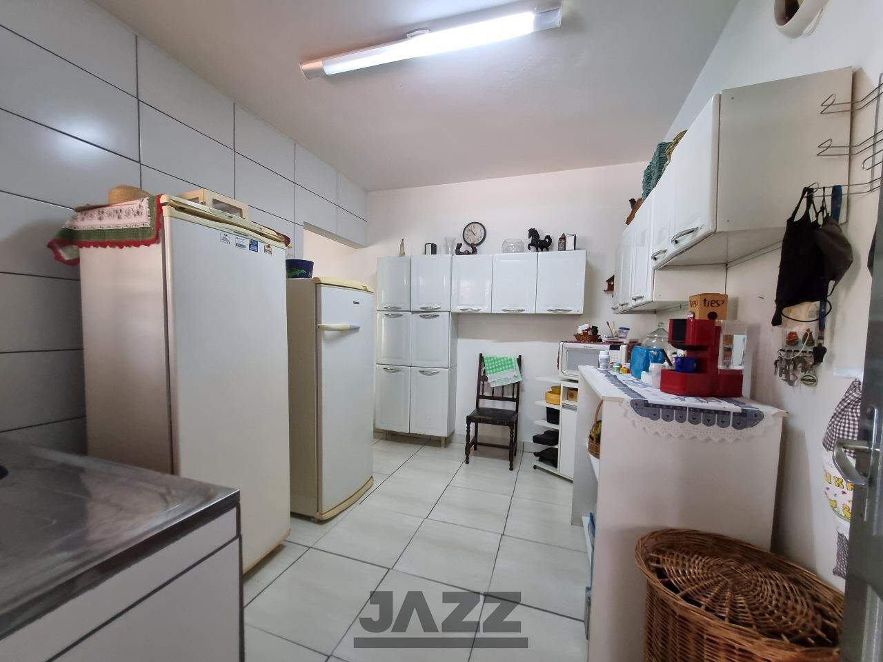 Casa à venda com 3 quartos, 245m² - Foto 26