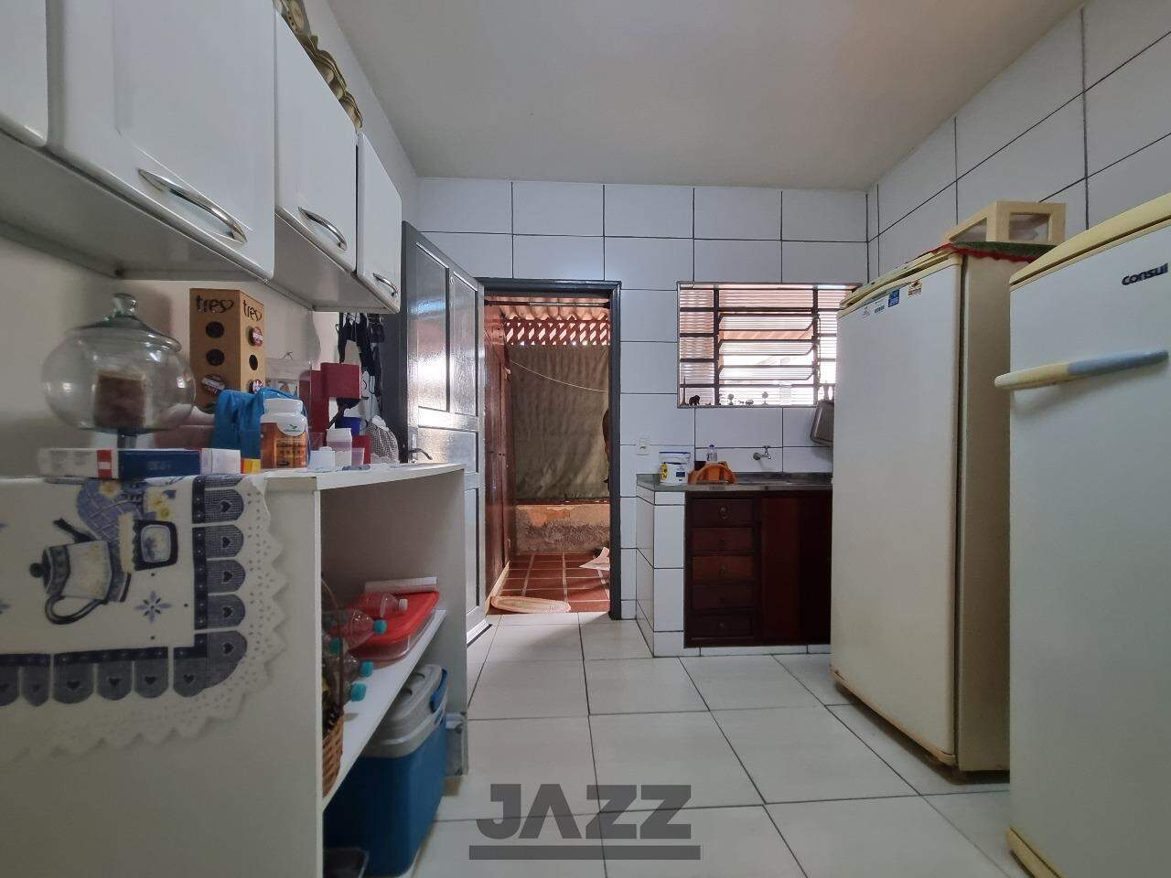 Casa à venda com 3 quartos, 245m² - Foto 27