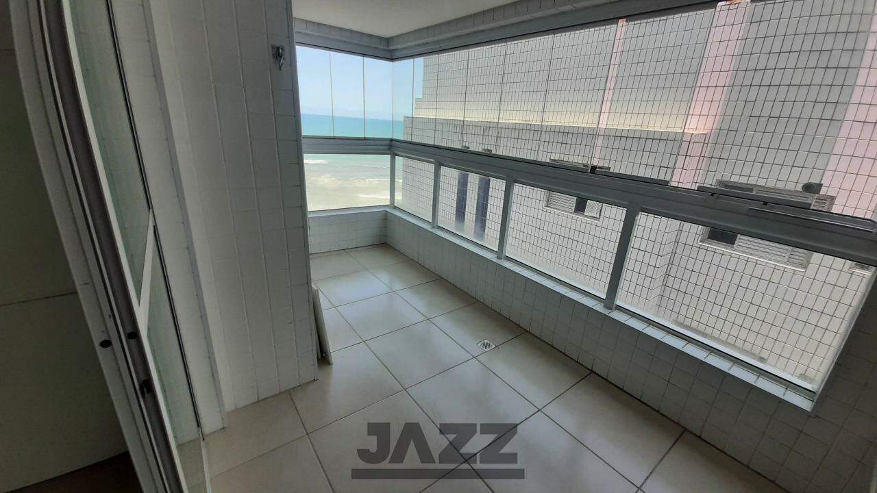 Apartamento à venda com 2 quartos, 74m² - Foto 1