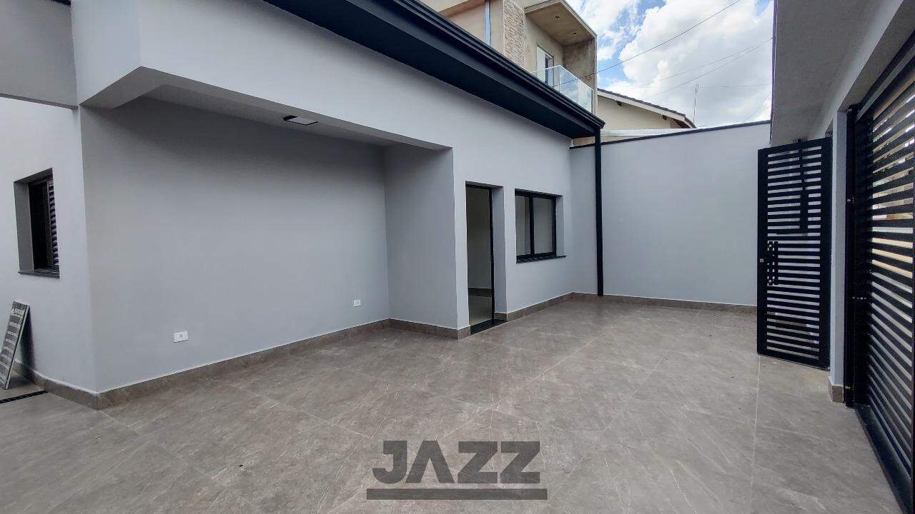 Casa à venda com 3 quartos, 133m² - Foto 4