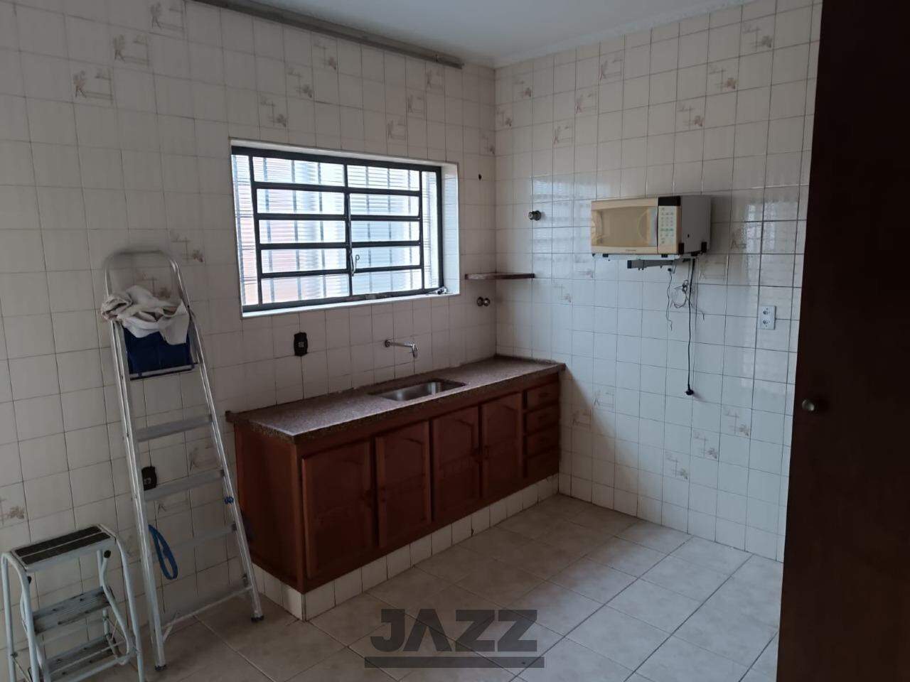 Casa à venda com 3 quartos, 200m² - Foto 11