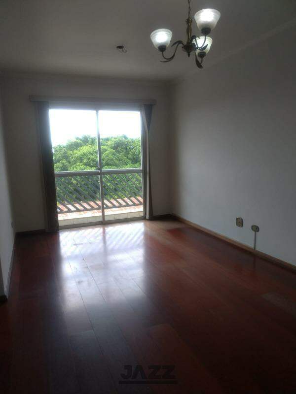 Apartamento à venda com 2 quartos, 62m² - Foto 1