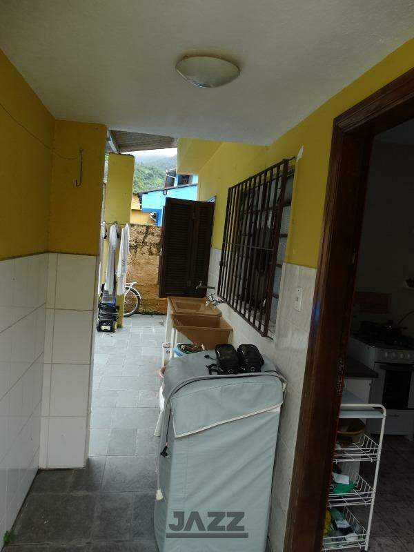 Casa à venda com 3 quartos, 128m² - Foto 25