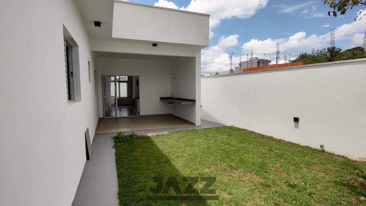 Casa à venda com 3 quartos, 97m² - Foto 20