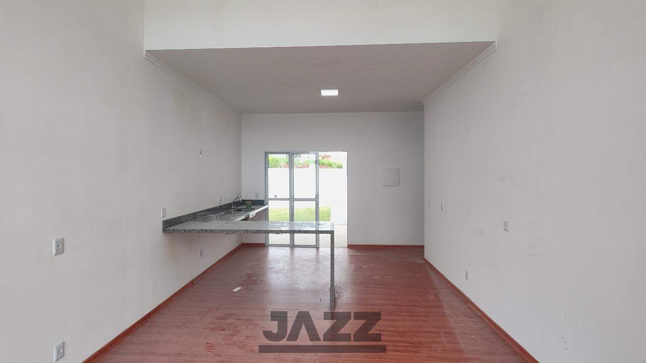 Casa à venda com 2 quartos, 97m² - Foto 4