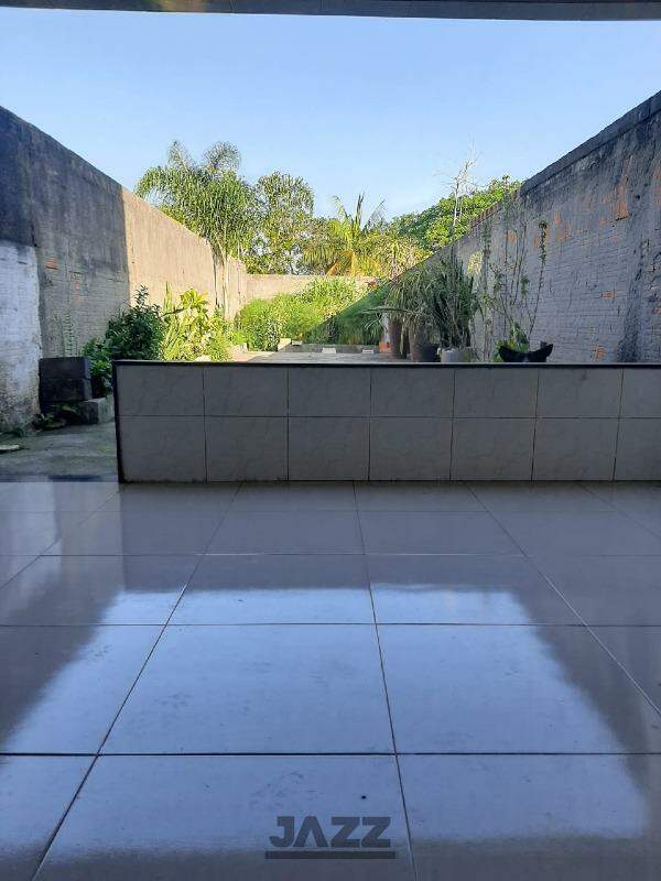 Casa à venda com 4 quartos, 250m² - Foto 8