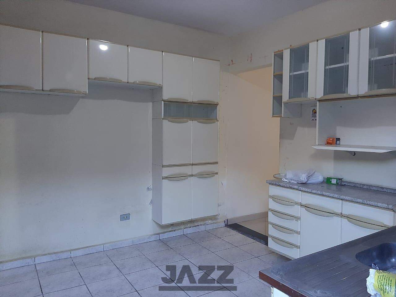 Casa à venda com 4 quartos, 250m² - Foto 5