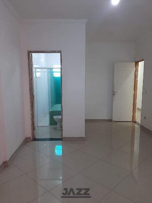 Casa à venda com 4 quartos, 250m² - Foto 14