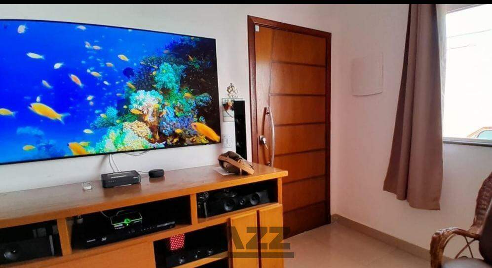 Casa à venda com 3 quartos, 140m² - Foto 10