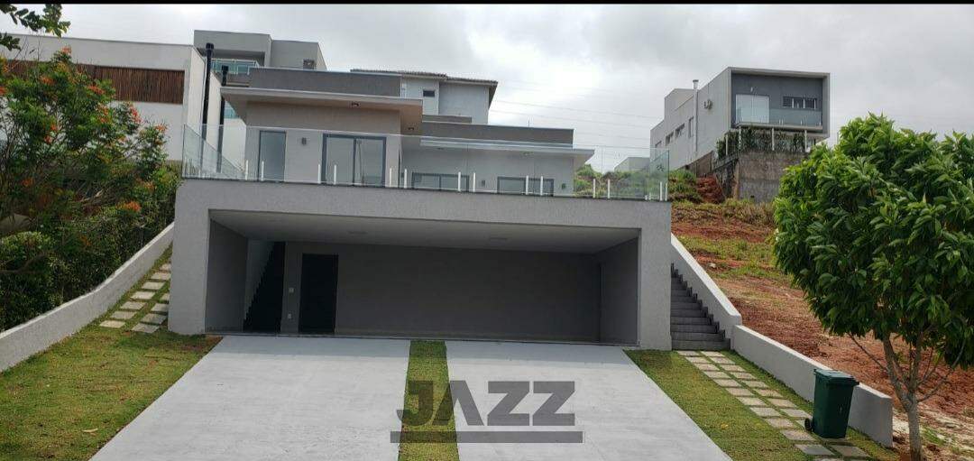 Casa de Condomínio à venda com 3 quartos, 224m² - Foto 1