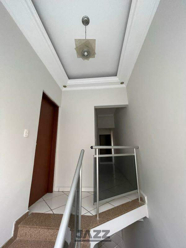 Casa à venda com 3 quartos, 169m² - Foto 9