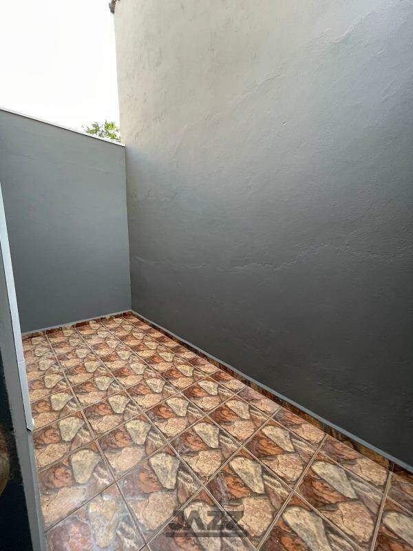 Casa à venda com 3 quartos, 169m² - Foto 13