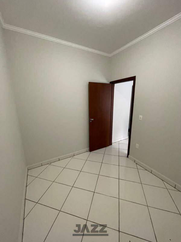 Casa à venda com 3 quartos, 169m² - Foto 16