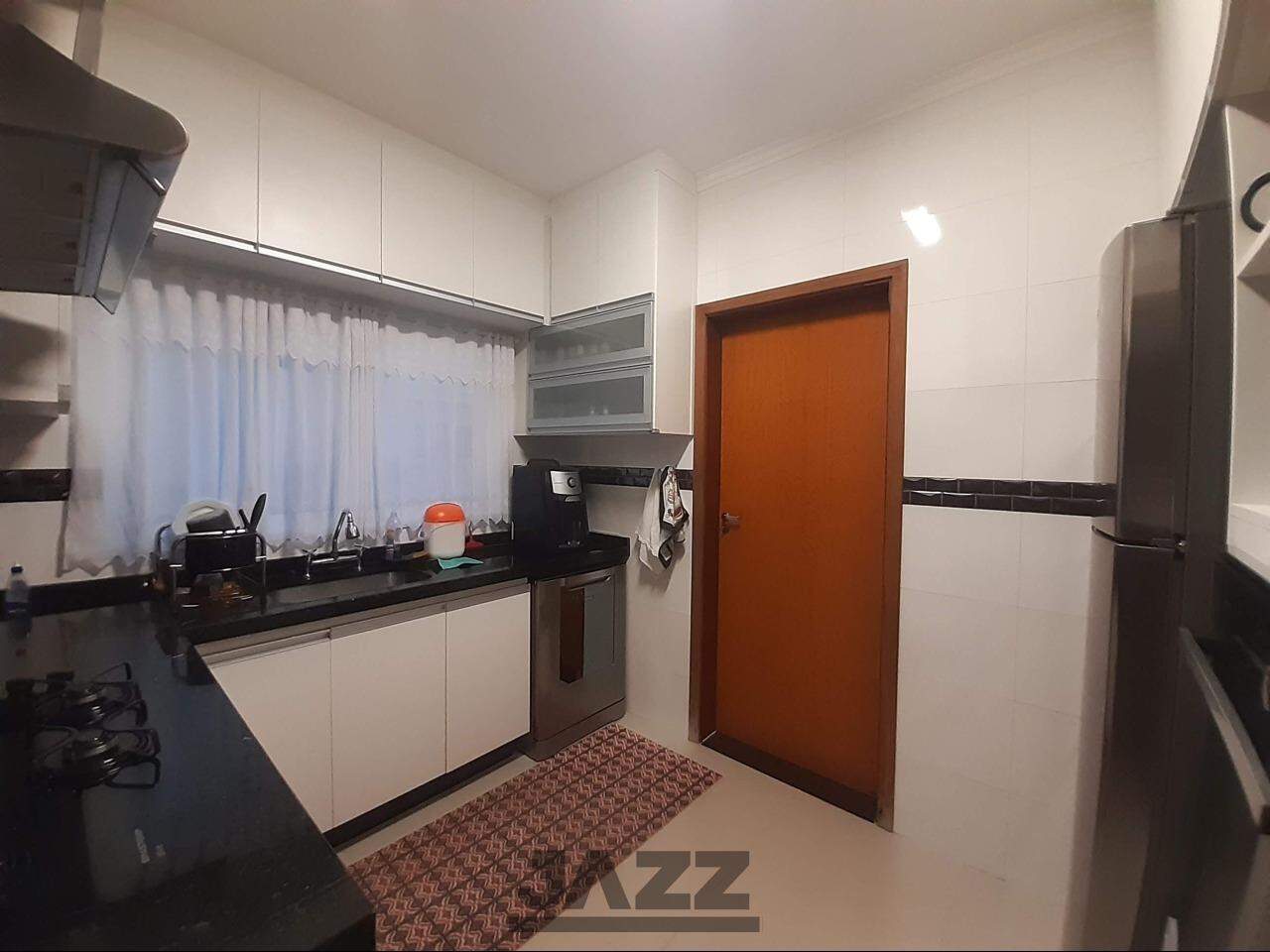 Casa de Condomínio à venda com 3 quartos, 204m² - Foto 13