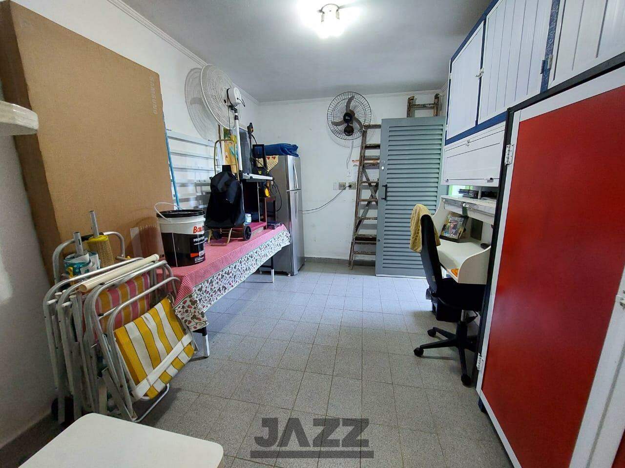 Casa à venda com 5 quartos, 140m² - Foto 26