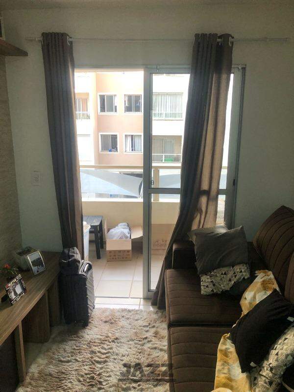 Apartamento à venda com 2 quartos, 56m² - Foto 1