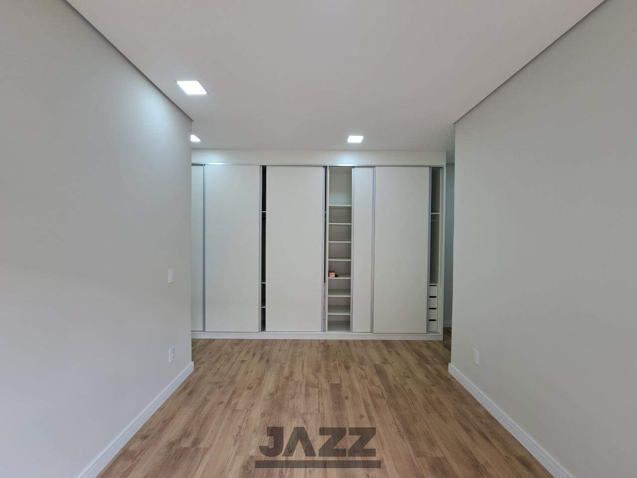 Casa à venda com 3 quartos, 195m² - Foto 11