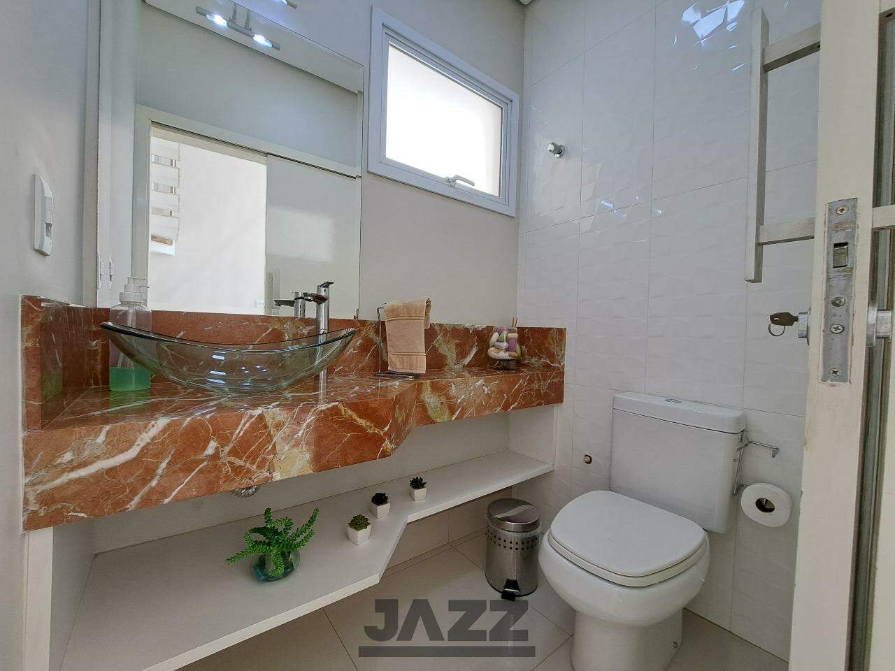 Casa de Condomínio à venda com 3 quartos, 210m² - Foto 9