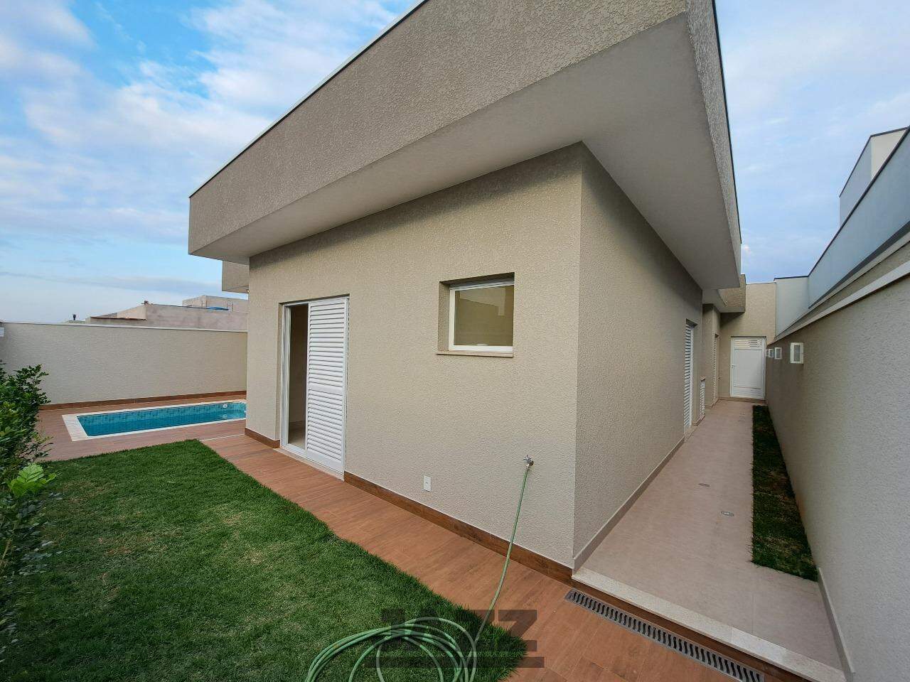 Casa de Condomínio à venda com 3 quartos, 190m² - Foto 17