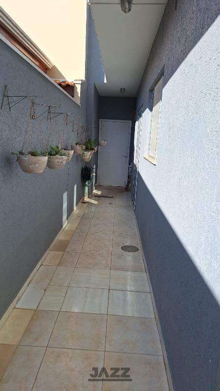 Casa de Condomínio à venda com 3 quartos, 185m² - Foto 2