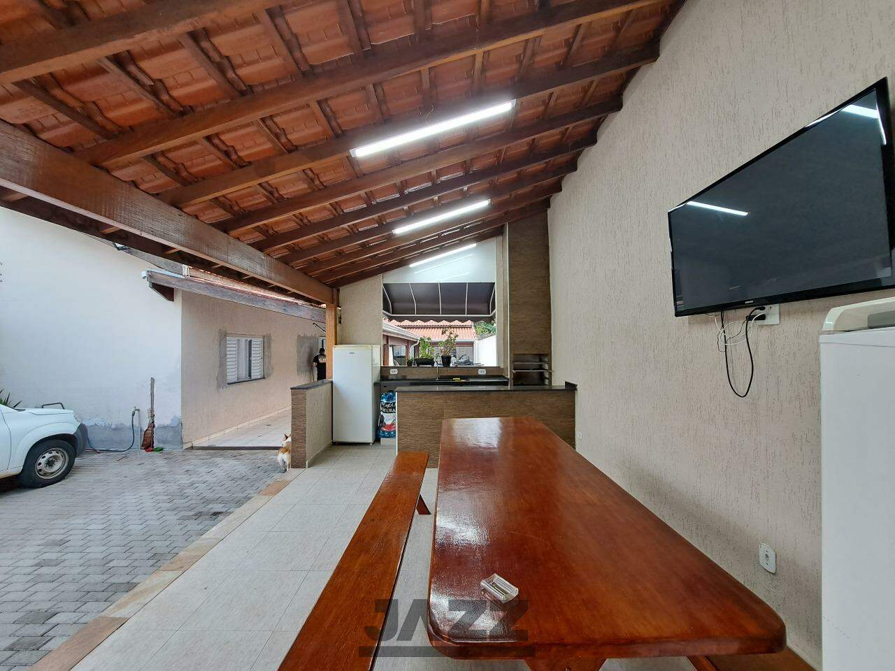 Casa à venda com 4 quartos, 232m² - Foto 2