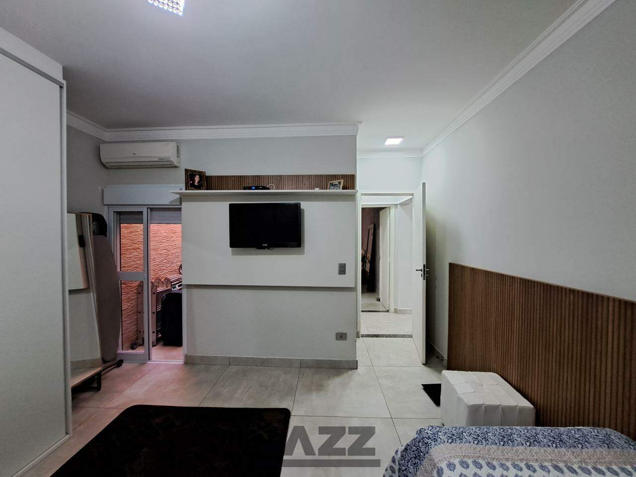 Casa à venda com 3 quartos, 220m² - Foto 15