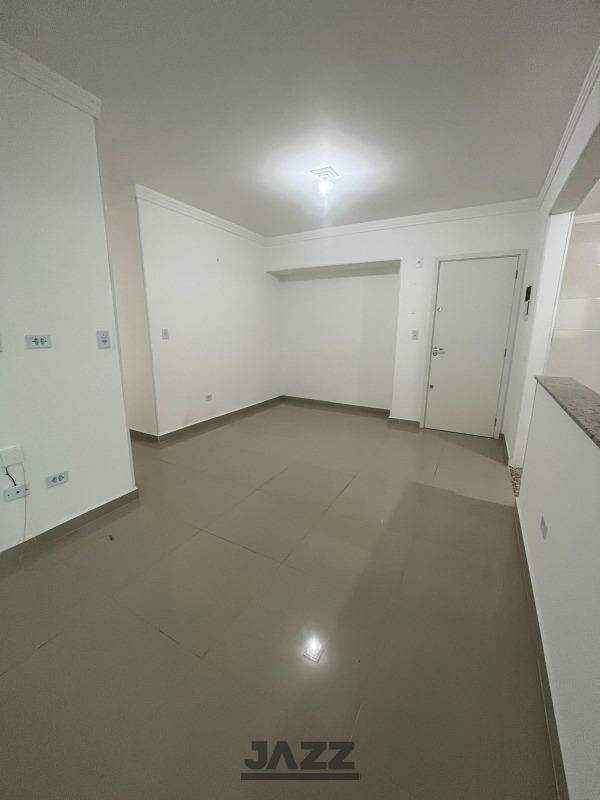 Apartamento à venda com 2 quartos, 72m² - Foto 4