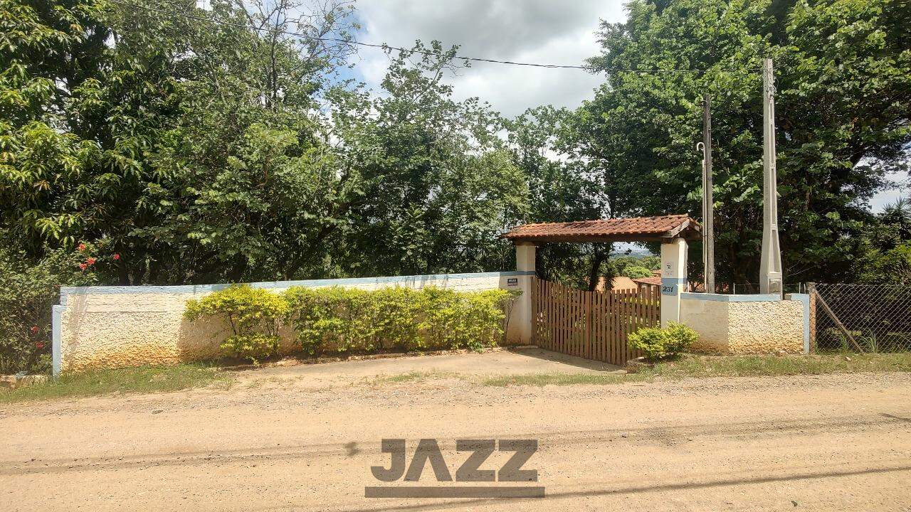 Fazenda à venda com 3 quartos, 268m² - Foto 2