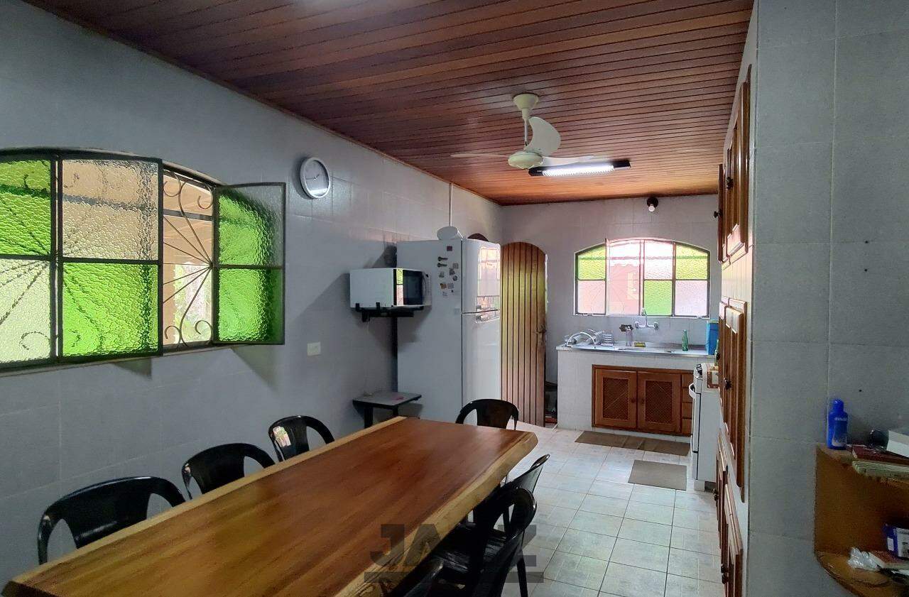 Fazenda à venda com 5 quartos, 286m² - Foto 21