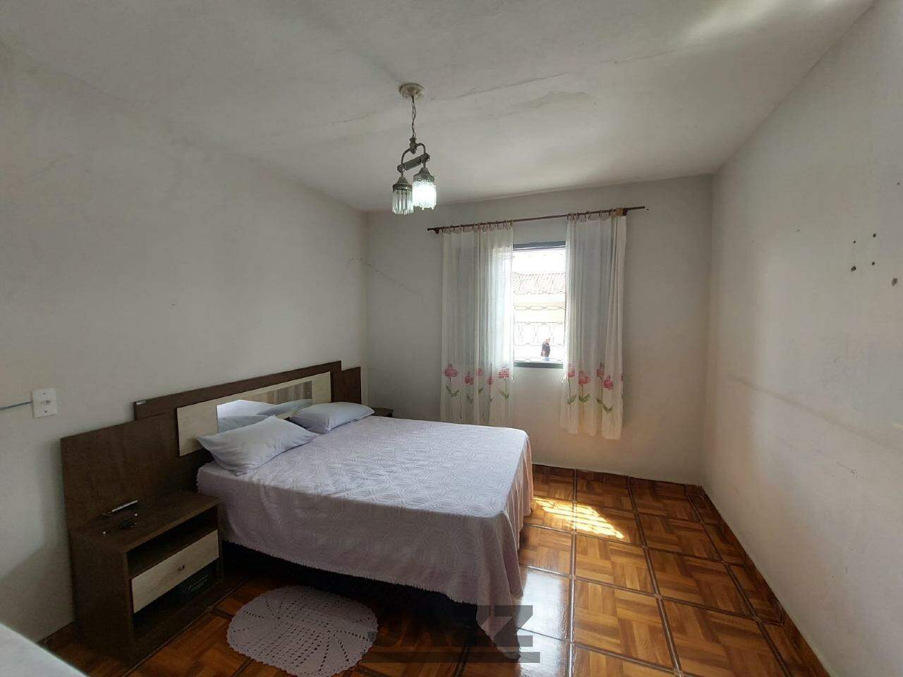 Casa à venda com 2 quartos, 90m² - Foto 17