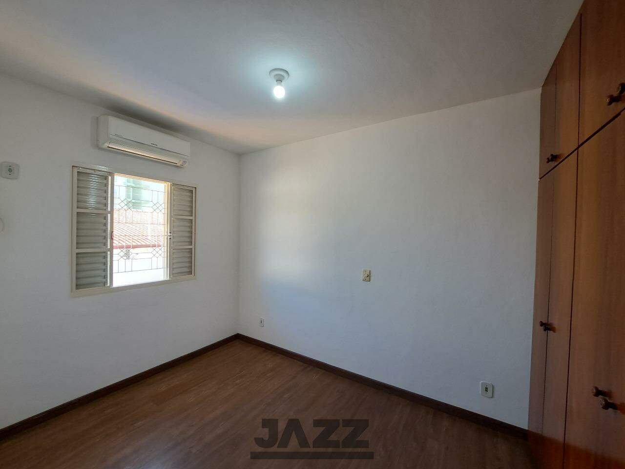 Casa à venda com 3 quartos, 199m² - Foto 17