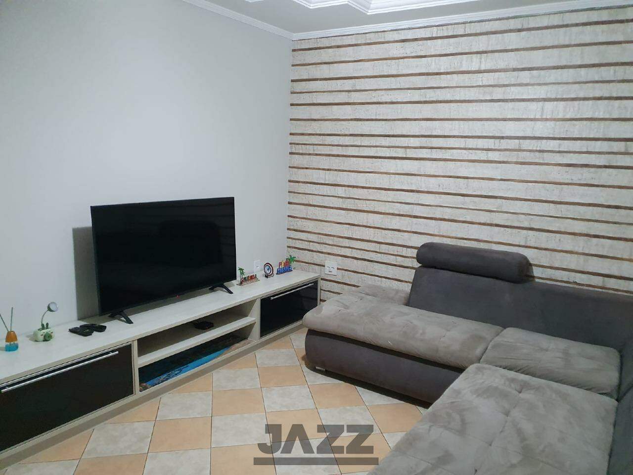 Casa à venda com 3 quartos, 176m² - Foto 2