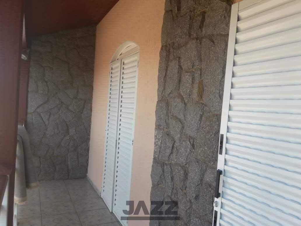 Casa à venda com 4 quartos, 250m² - Foto 11