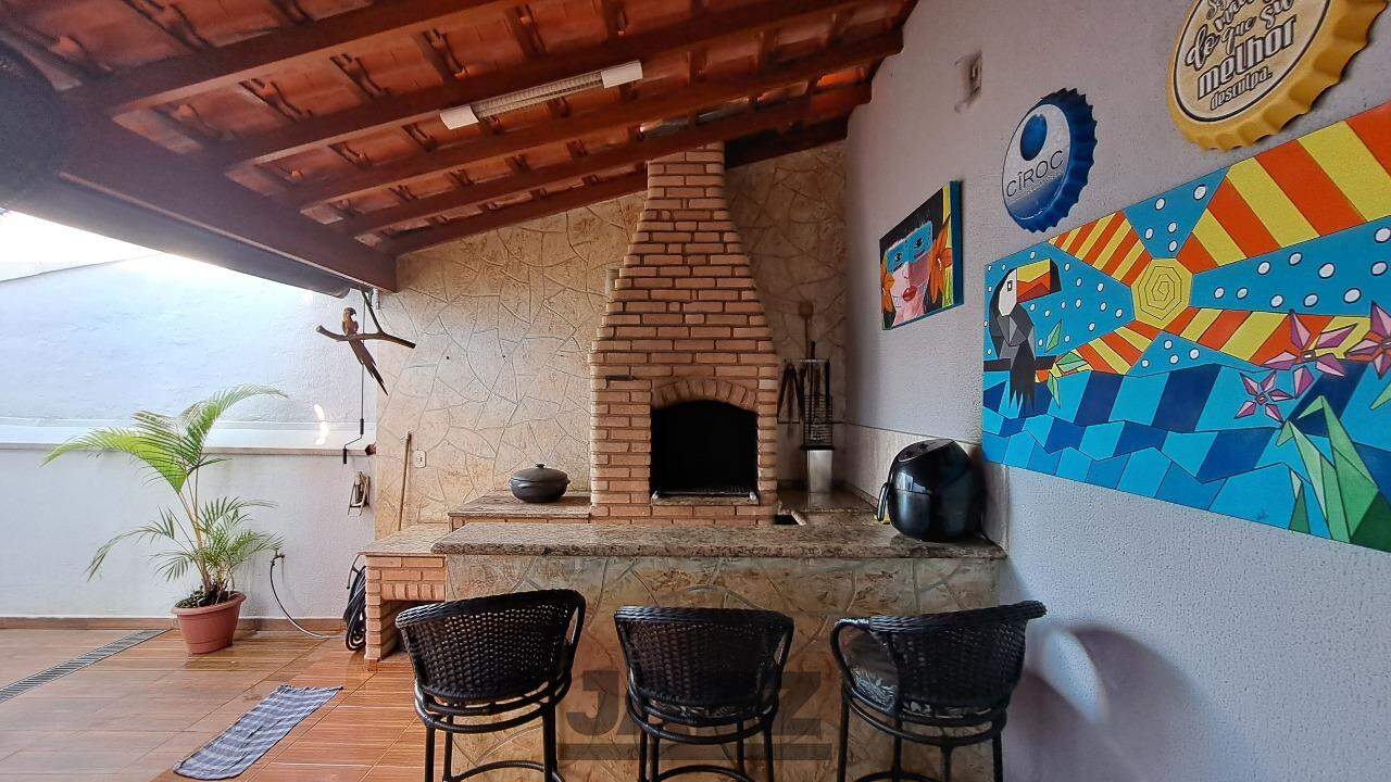 Casa à venda com 3 quartos, 157m² - Foto 18