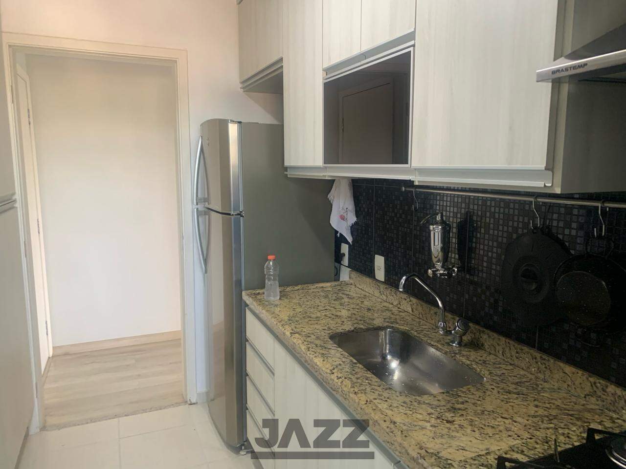 Apartamento à venda com 2 quartos, 72m² - Foto 4