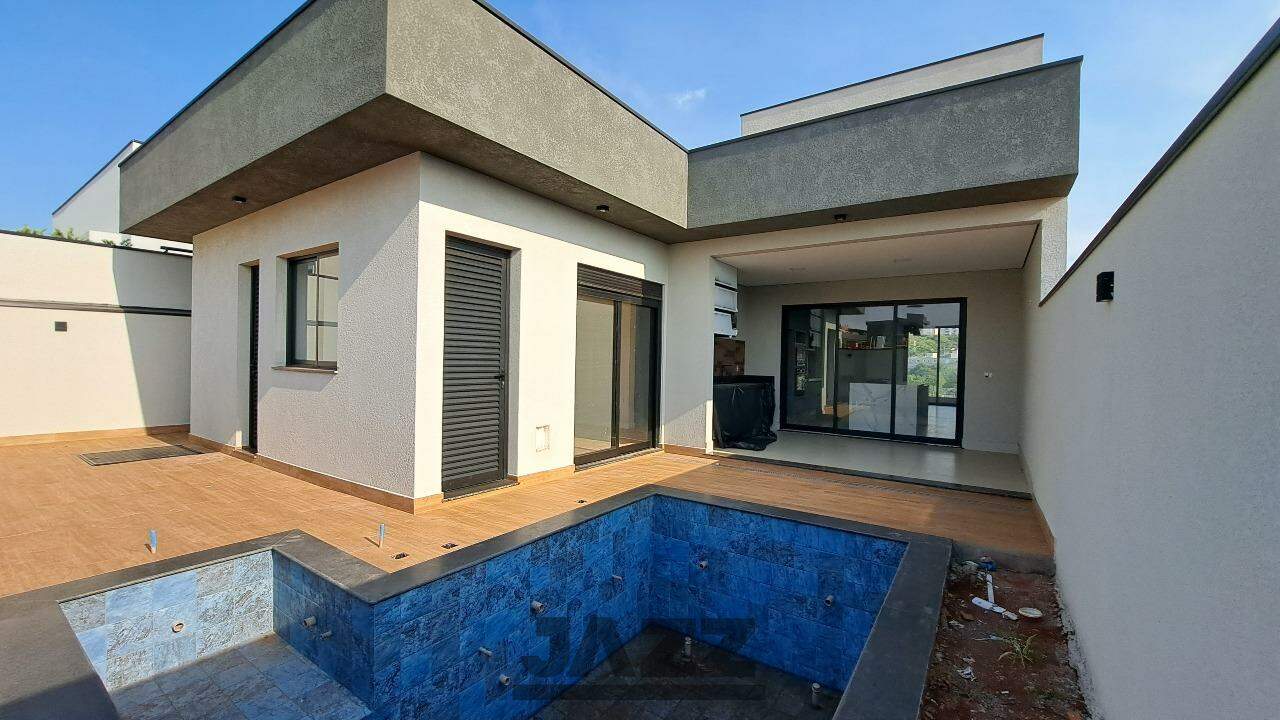 Casa de Condomínio à venda com 3 quartos, 216m² - Foto 1